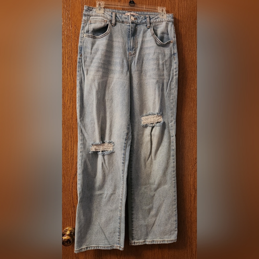 Distressed Jeans